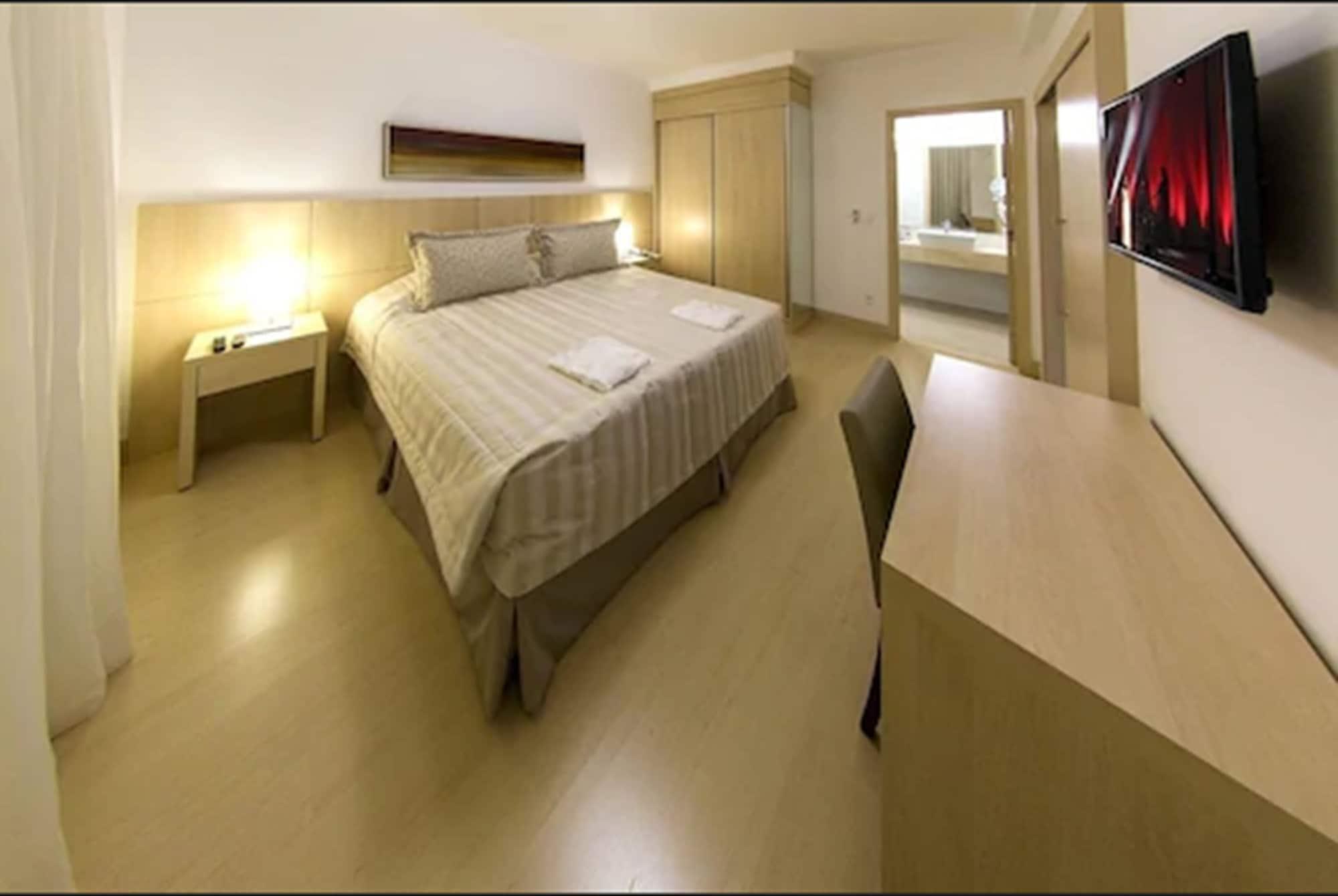 ריבייראו פרטו Hotel Mont Blanc Premium מראה חיצוני תמונה A room at the hotel