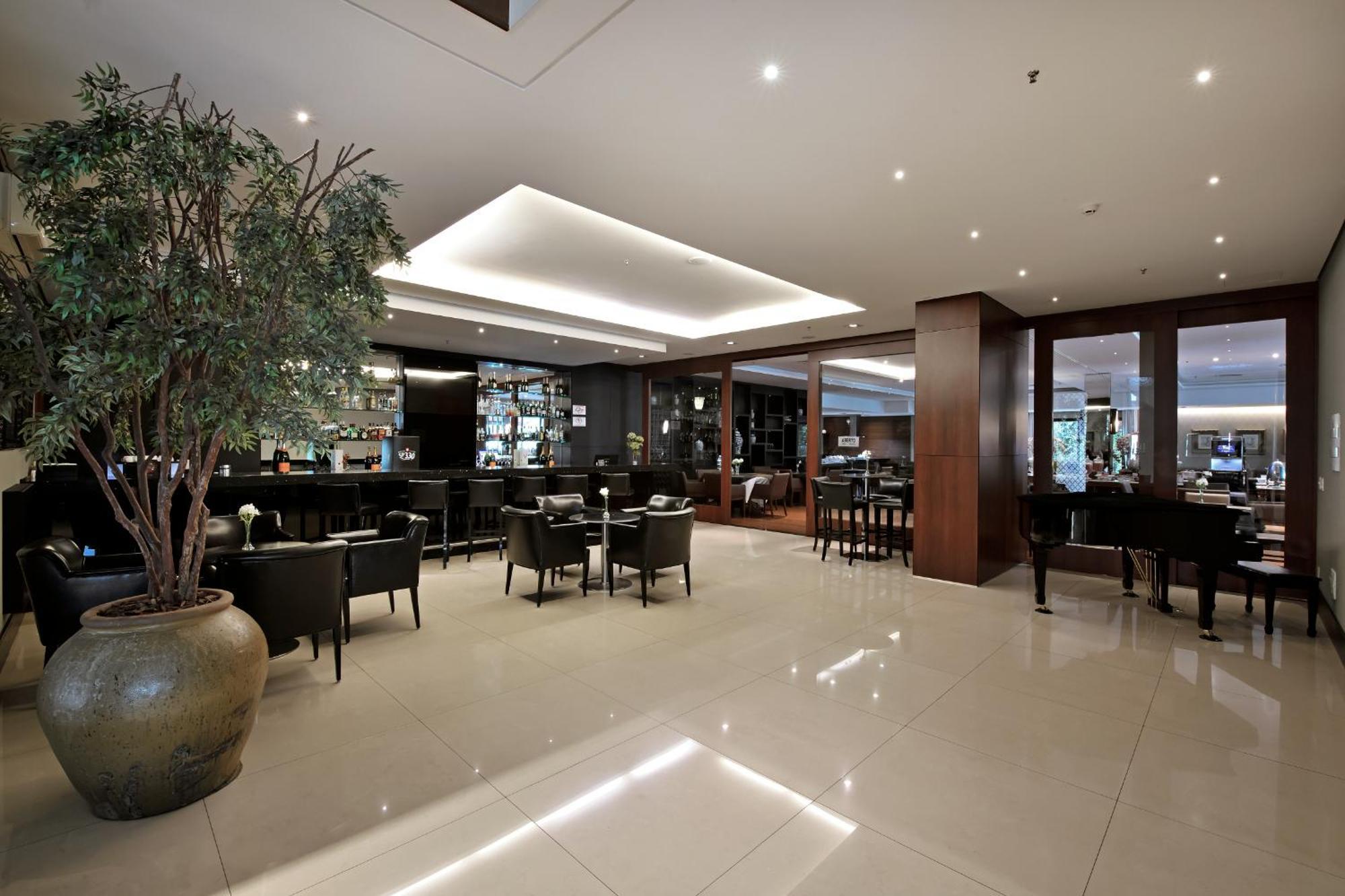 ריבייראו פרטו Hotel Mont Blanc Premium מראה חיצוני תמונה The interior of the lounge