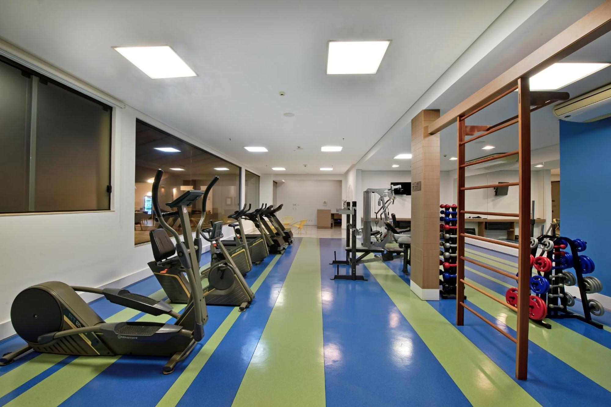 ריבייראו פרטו Hotel Mont Blanc Premium מראה חיצוני תמונה The gym at the hotel