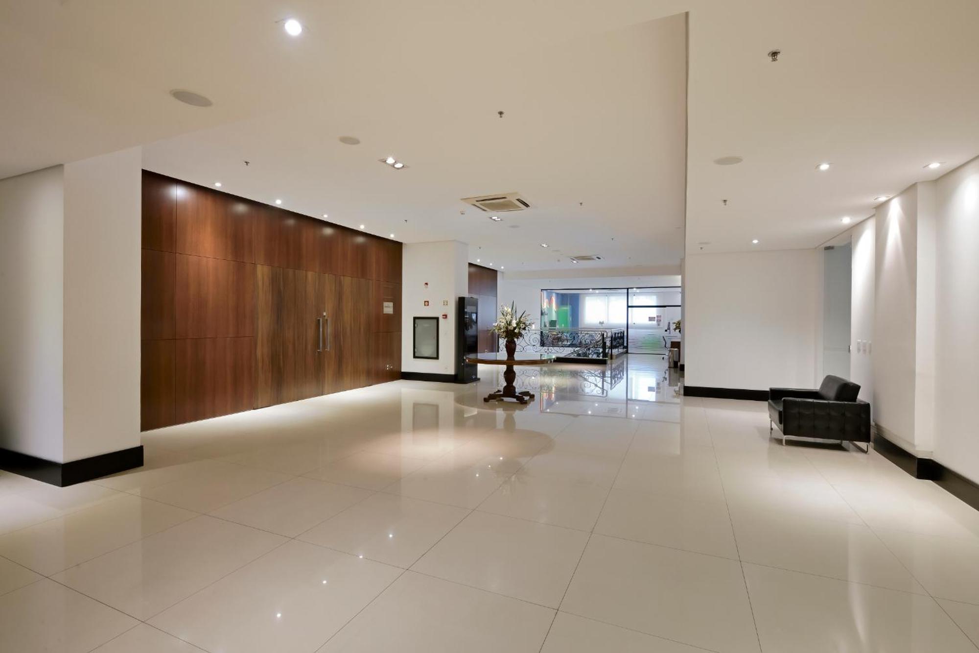 ריבייראו פרטו Hotel Mont Blanc Premium מראה חיצוני תמונה The lobby of the hotel