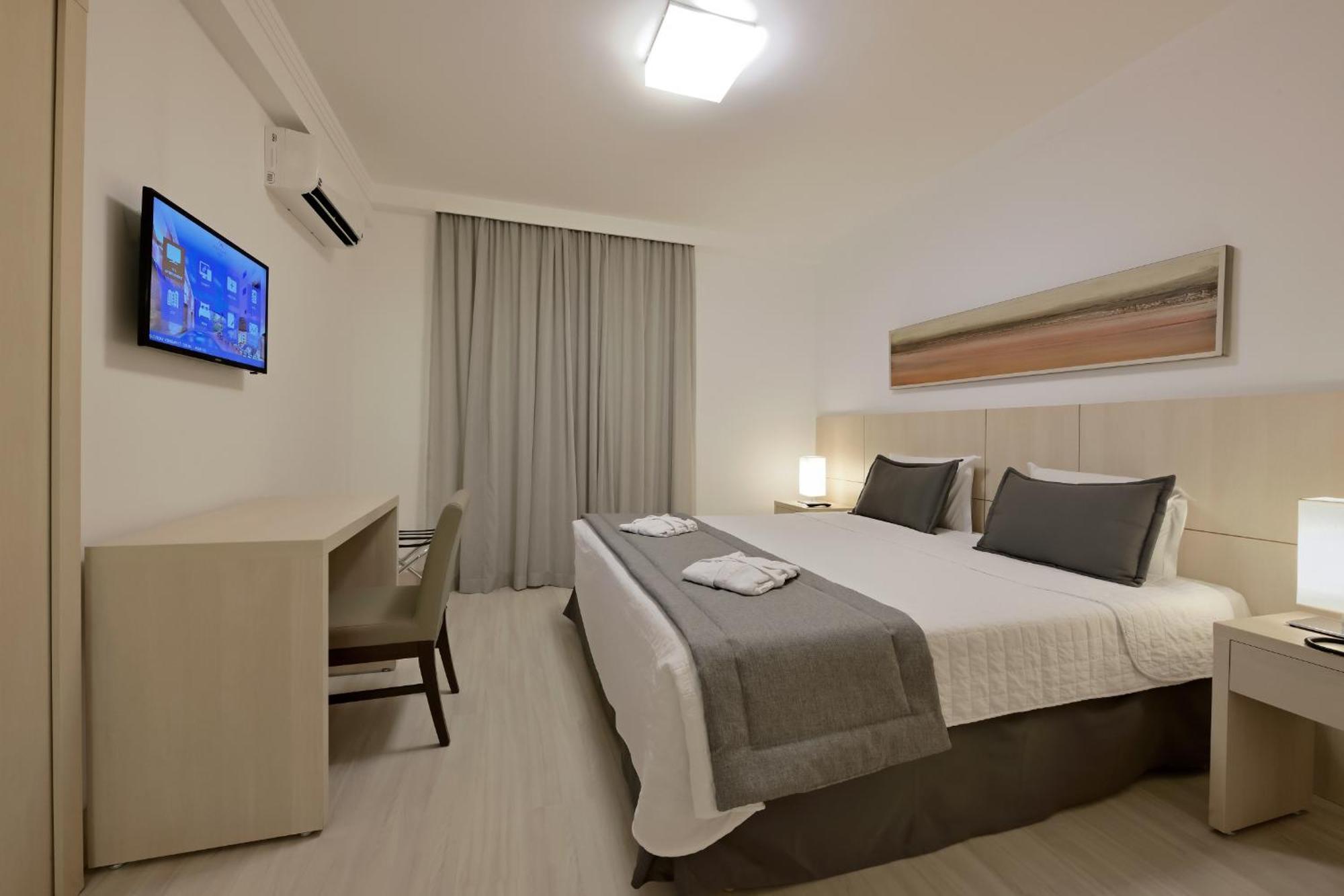 ריבייראו פרטו Hotel Mont Blanc Premium חדר תמונה A room at the hotel
